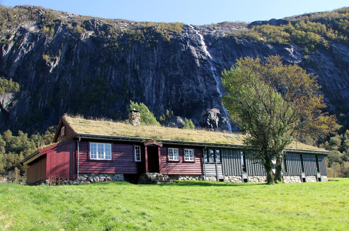 Mån frå elva  inatur1.jpg